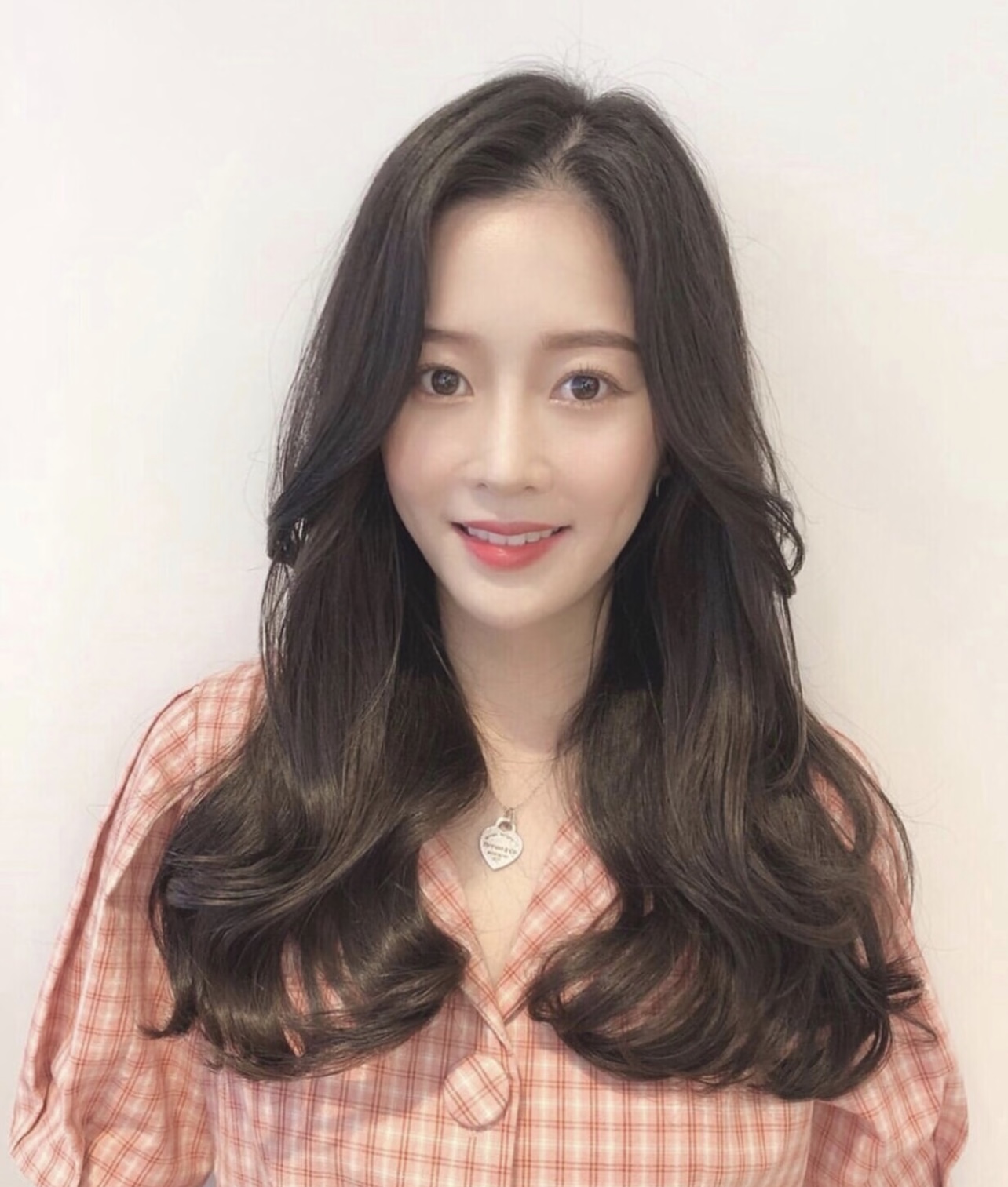 【Tiffany*帝芙尼最新款🆕🆕银色单钻爱心项链】一致官网黄铜材质，非常的上镜‼️设计很特别值得入手。