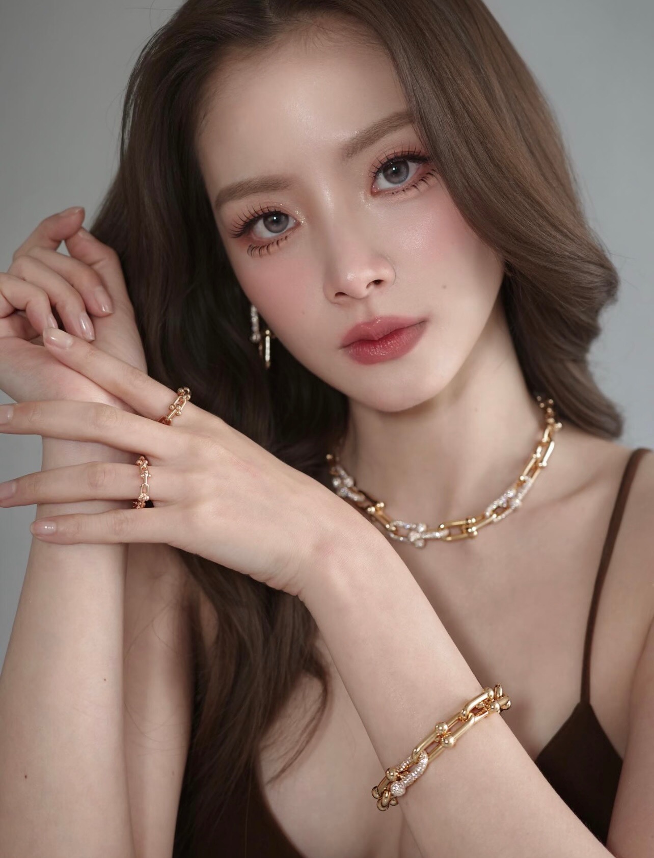 【Tiffany*帝芙尼最新款🆕🆕玫瑰金镶钻渐变马蹄项链】一致官网黄铜材质，非常的上镜‼️设计很特别值得入手高级手工坊系