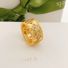 大小尺寸:6号、7号、8号【VanCleef*ArPel* 梵克雅宝最新款🆕🆕金色万花筒戒指】一致官网黄 大小尺寸:6号、7号、8号【VanCleef*ArPel* 梵克雅宝最新款🆕🆕金色万花筒戒指】一致官网黄