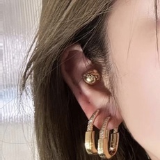 TE091金色TE092玫瑰金【Tiffany*帝芙尼最新款🆕🆕两色半钻耳钉】一致官网黄铜材质,非常的上 TE091金色TE092玫瑰金【Tiffany*帝芙尼最新款🆕🆕两色半钻耳钉】一致官网黄铜材质,非常的上