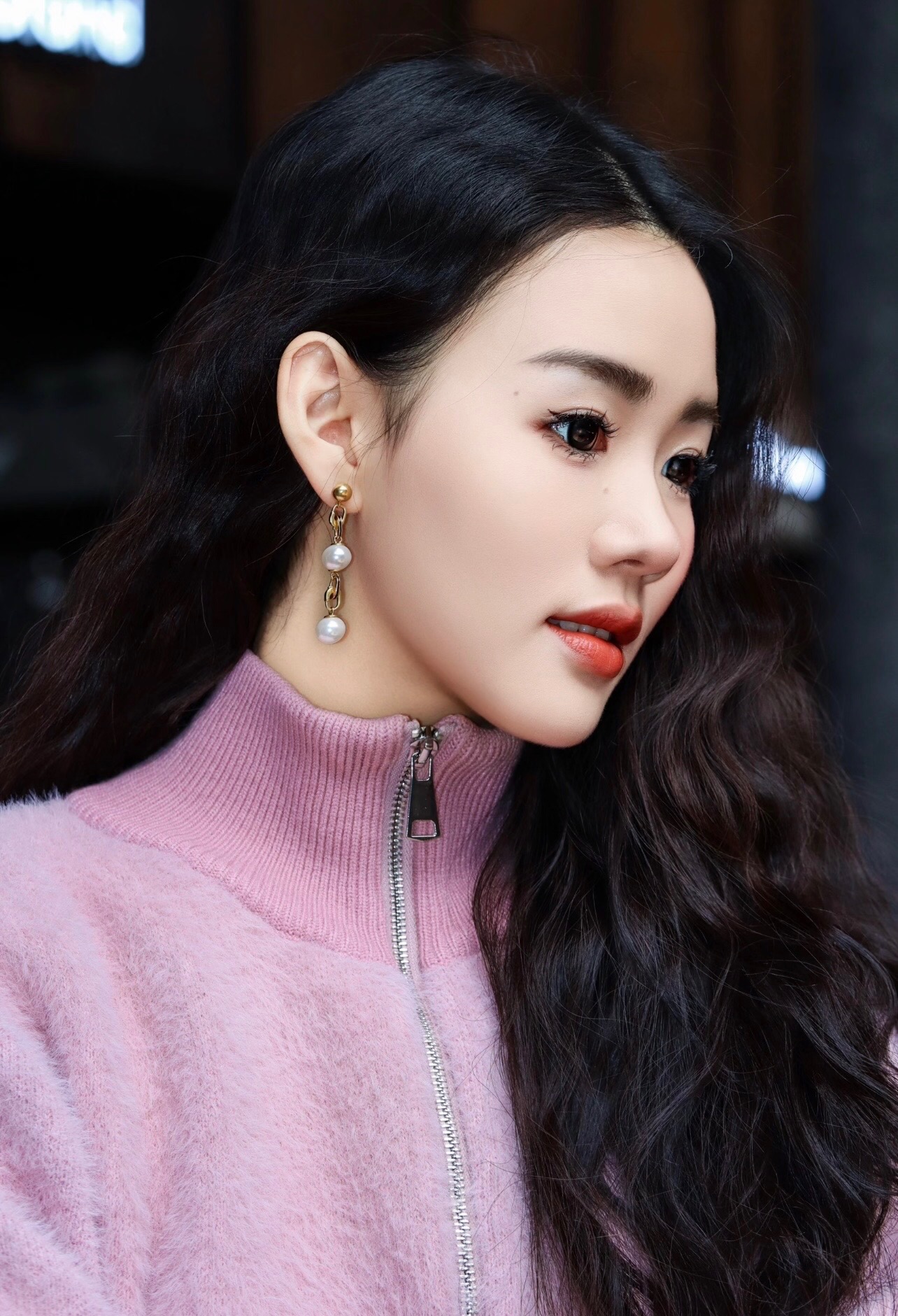 【Tiffany*帝芙尼最新款🆕🆕银色流苏珍珠耳钉】一致官网黄铜材质，非常的上镜‼️设计很特别值得入手。