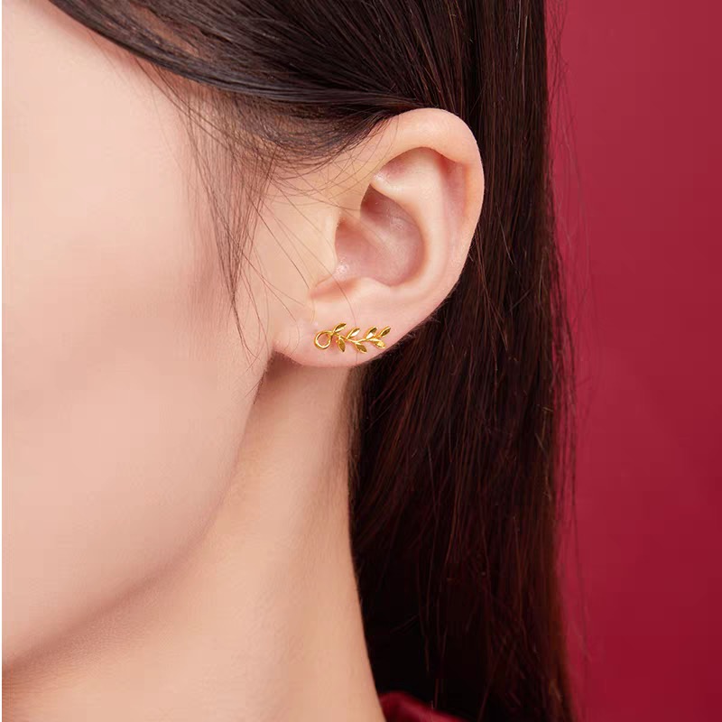 【Tiffany*帝芙尼最新款🆕🆕玫瑰金叶片耳钉】一致官网黄铜材质，非常的上镜‼️设计很特别值得入手。高