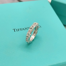 尺寸码数:6.7.8码【Tiffany*帝芙尼最新款🆕🆕银色白镶钻X符号戒指】一致官网黄铜材质,非常的上 尺寸码数:6.7.8码【Tiffany*帝芙尼最新款🆕🆕银色白镶钻X符号戒指】一致官网黄铜材质,非常的上