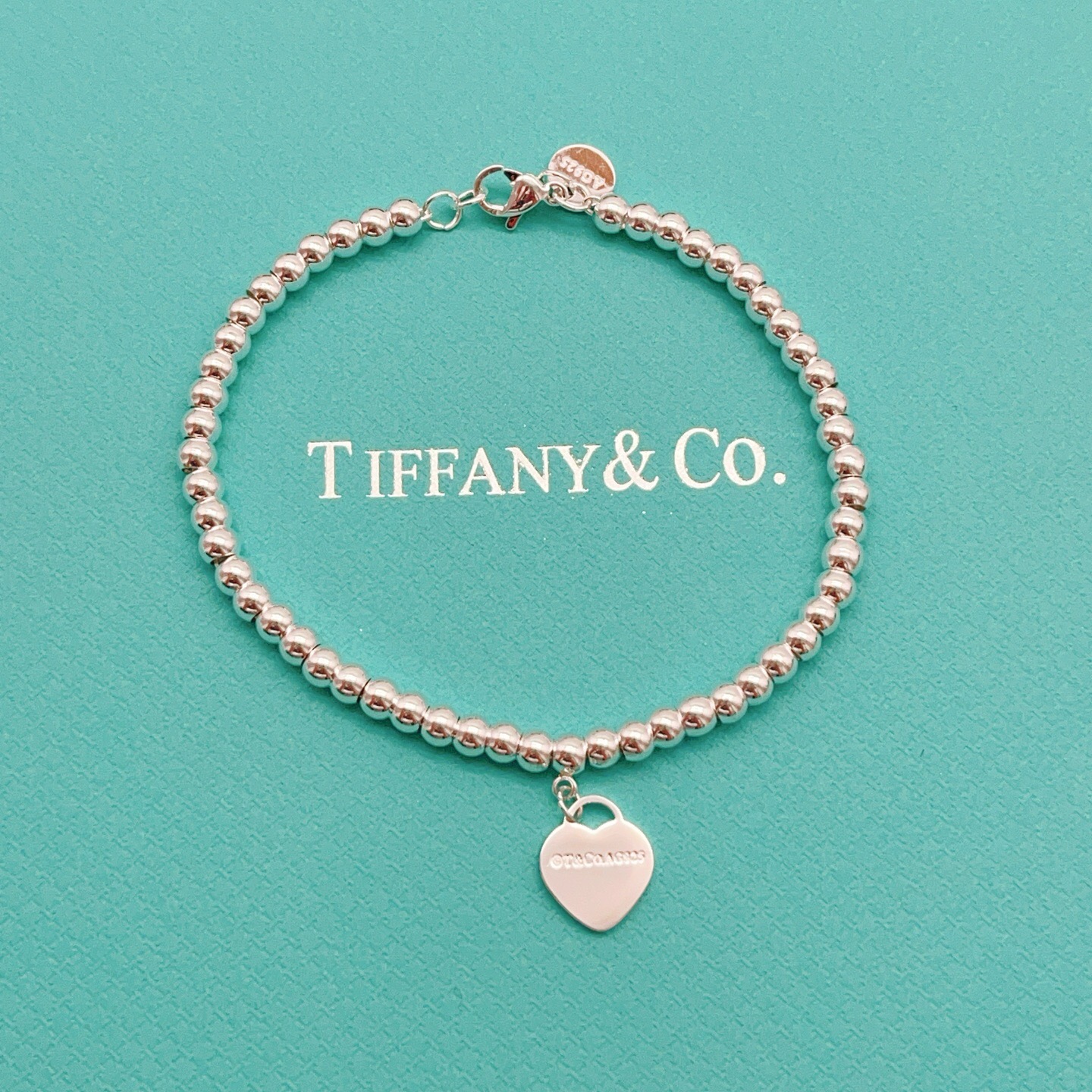 【Tiffany*帝芙尼最新款🆕🆕银色珍珠单钻爱心手链】一致官网黄铜材质，非常的上镜‼️设计很特别值得入
