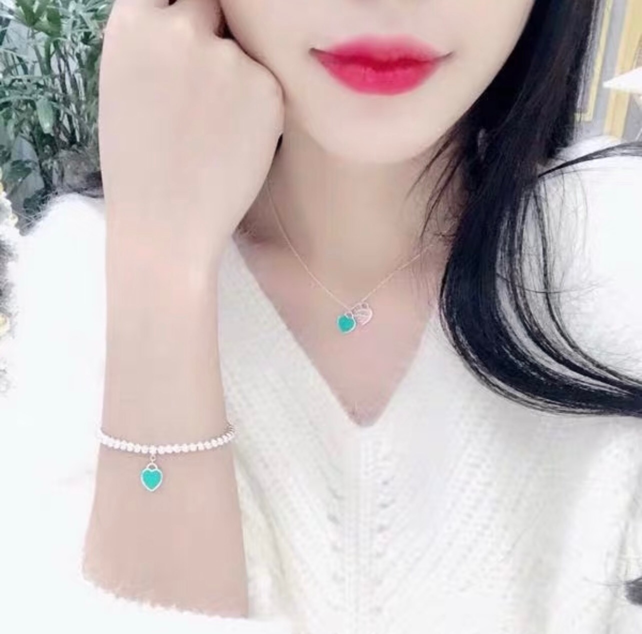 【Tiffany*帝芙尼最新款🆕🆕银色珍珠粉爱心手链】一致官网黄铜材质，非常的上镜‼️设计很特别值得入手