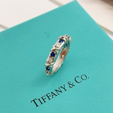 尺寸码数:6.7.8码【Tiffany*帝芙尼最新款🆕🆕银色镶钻蓝钻X戒指】一致官网黄铜材质,非常的上镜 尺寸码数:6.7.8码【Tiffany*帝芙尼最新款🆕🆕银色镶钻蓝钻X戒指】一致官网黄铜材质,非常的上镜