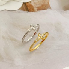 尺寸码数:6.7.8码【Tiffany*帝芙尼最新款🆕🆕银色满钻T戒指】一致官网黄铜材质,非常的上镜‼️ 尺寸码数:6.7.8码【Tiffany*帝芙尼最新款🆕🆕银色满钻T戒指】一致官网黄铜材质,非常的上镜‼️