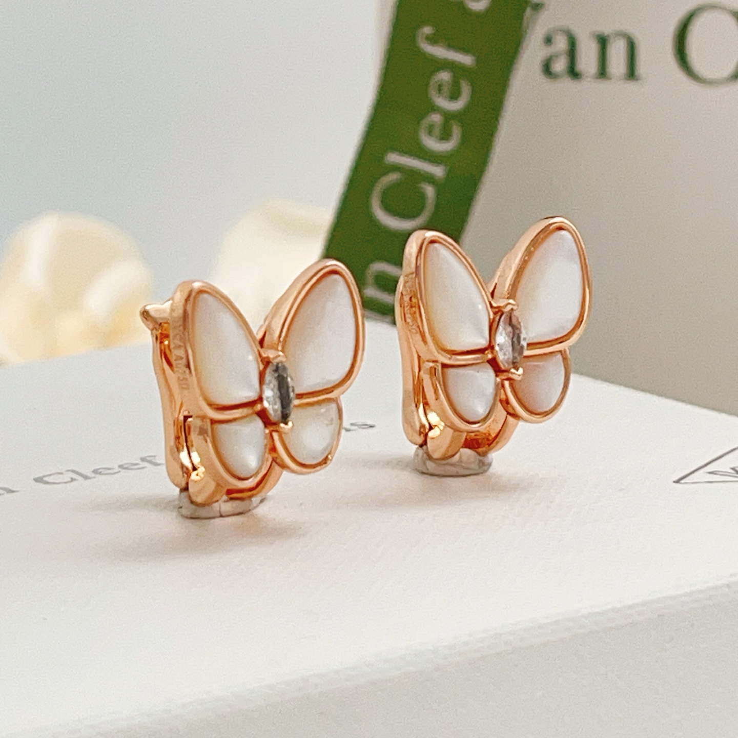Van Cleef Arpels Two Butterfly earrings rose gold white mother-of-pearl clear diamond 12mm width