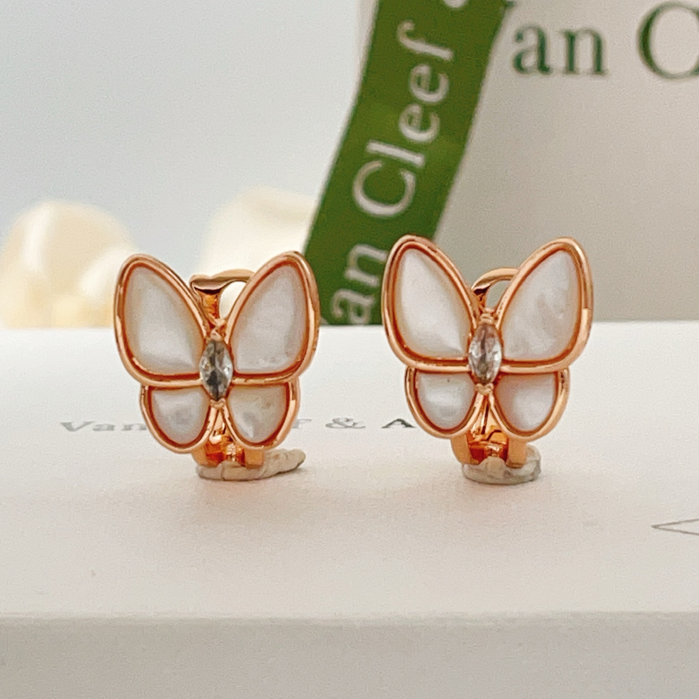 Van Cleef Arpels Two Butterfly earrings rose gold white mother-of-pearl clear diamond 12mm width