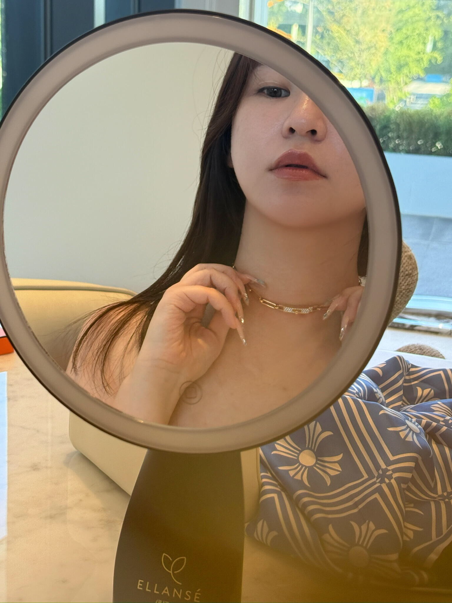 【He@mes爱马仕最新款🆕🆕金色镶钻方块猪鼻子项链】一致官网黄铜材质，非常的上镜‼️设计很特别值得入手