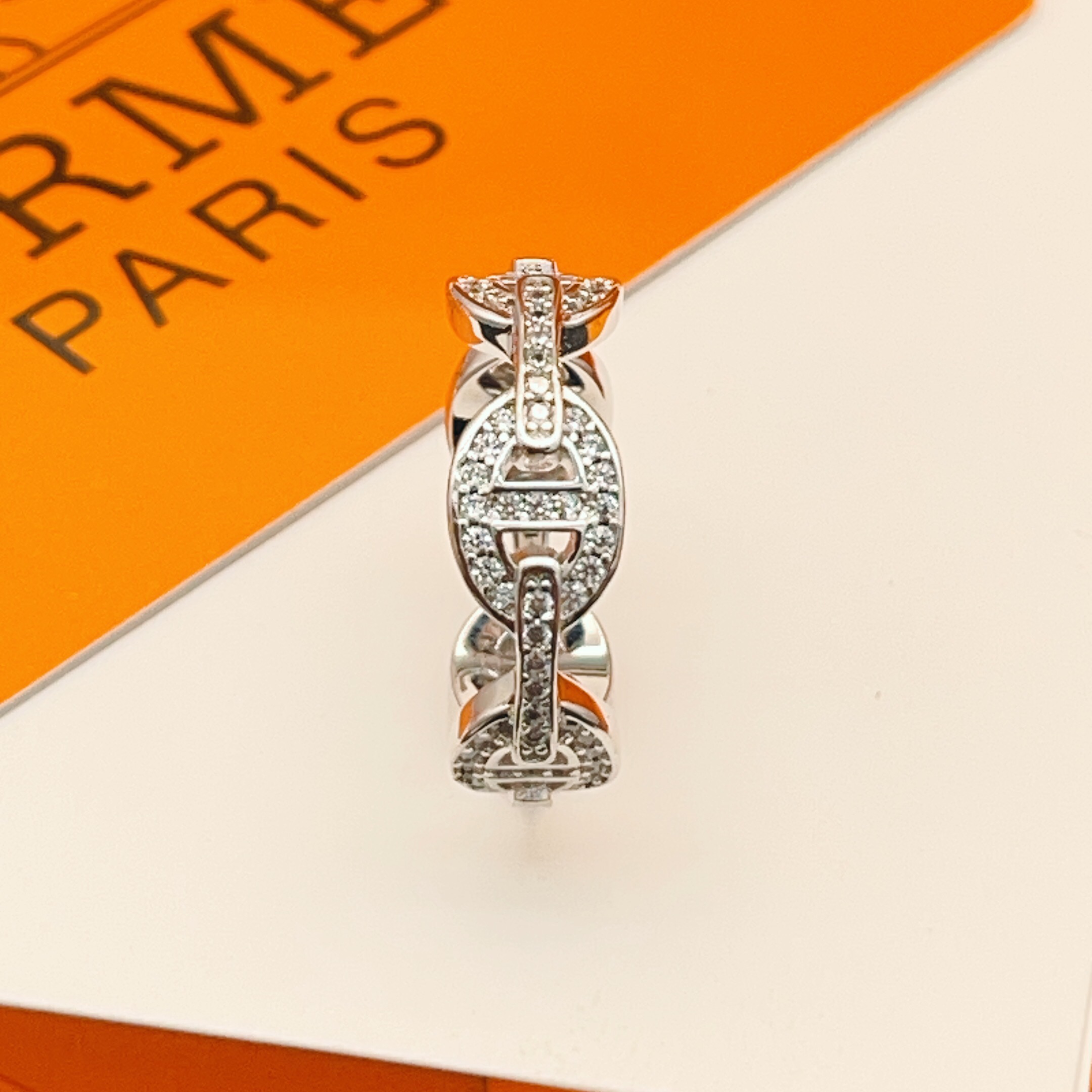 Hermès Haute Couture Haute Joaillerie Fine Jewelry Earrings Necklace 4