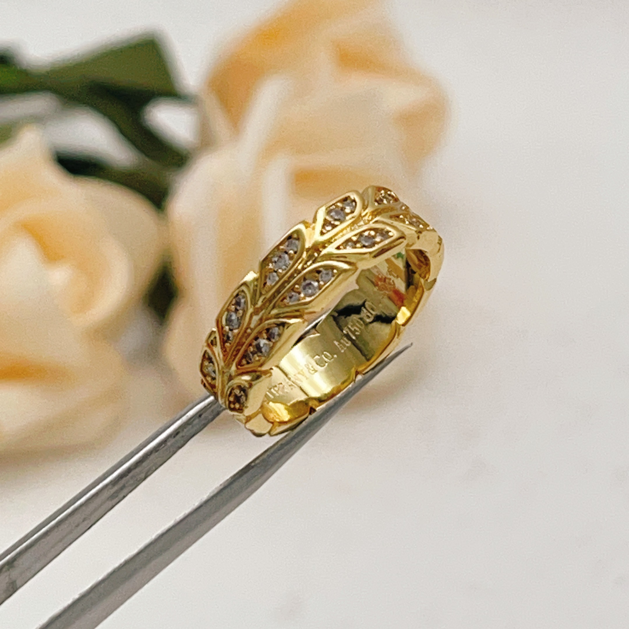 尺寸:6，7，8 码【Tiffany*帝芙尼最新款🆕🆕金色镶钻叶片戒指】一致官网黄铜材质，非常的上镜‼️