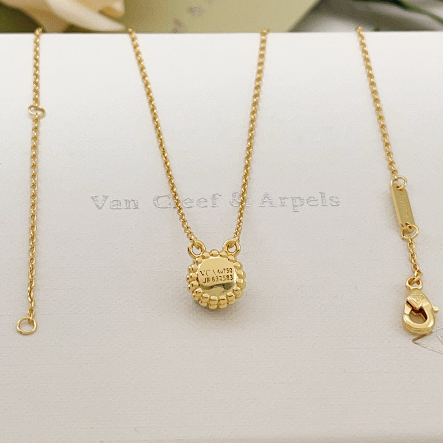 Collana Van Cleef Arpels Perlee Oro giallo con pavé di diamanti trasparenti da 42 cm con prolunga da 2 cm