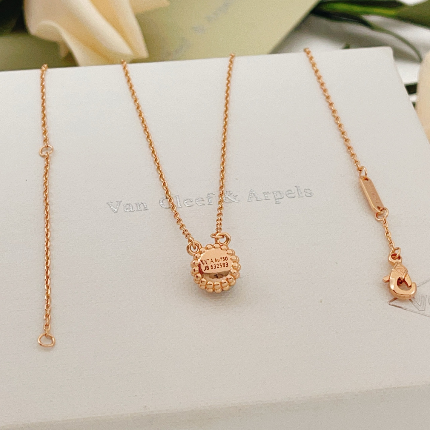 Van Cleef Arpels Perlee Couleurs necklace Rose gold with clear diamond pave 42cm
