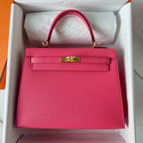 Hermès Pink Kelly Bag - Timeless Elegance, Luxurious Leather Handbag 1 Hermès Pink Kelly Bag - Timeless Elegance, Luxurious Leather Handbag