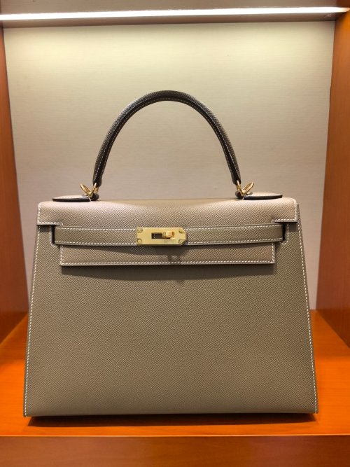 Hermès Kelly Bag: Iconic Style in Taupe Leather with Gold Hardware 1 Hermès Kelly Bag: Iconic Style in Taupe Leather with Gold Hardware
