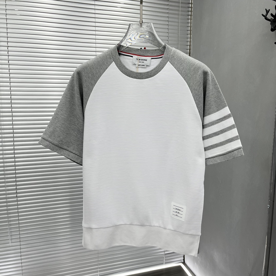 톰브라운 남성 반팔 50430
