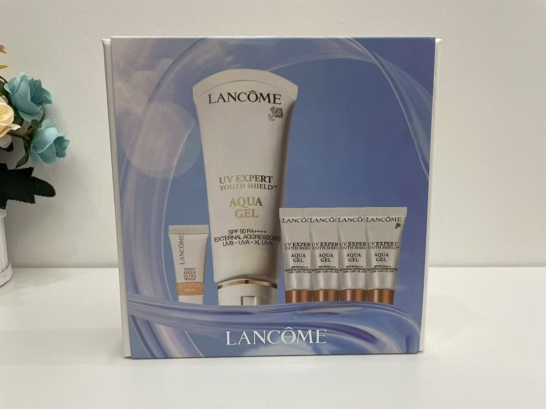 85. Set Regalo Protector Solar Lancôme 1+5 🔜 Versión Mingtong. Alta calidad❗️ Protector solar Lancôme 1+5 (50ml*1+10ml…