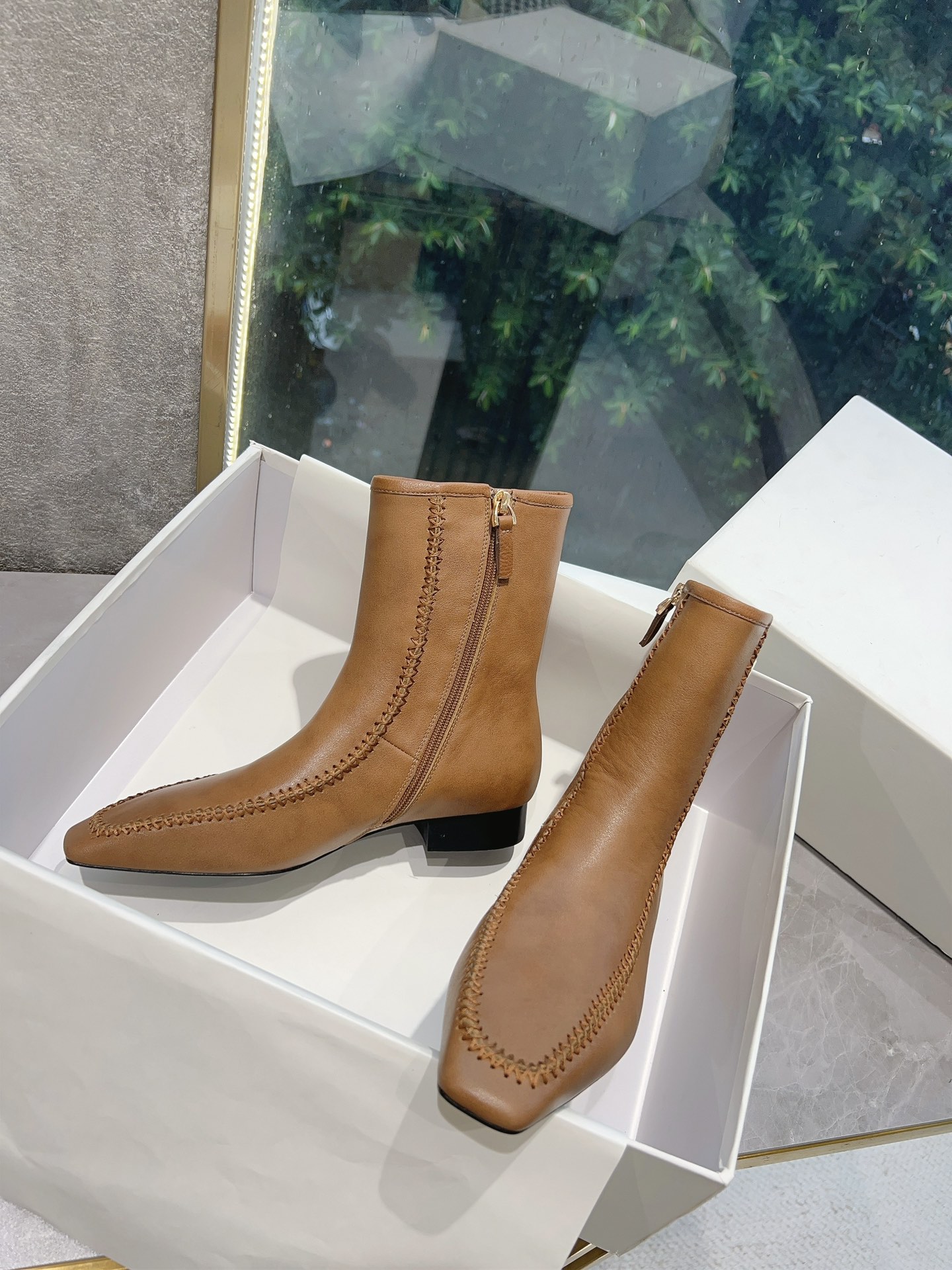 Stylish Oxen-Side Zipper Boots: Fall Essential for Trendy Fashionistas - 图片 6