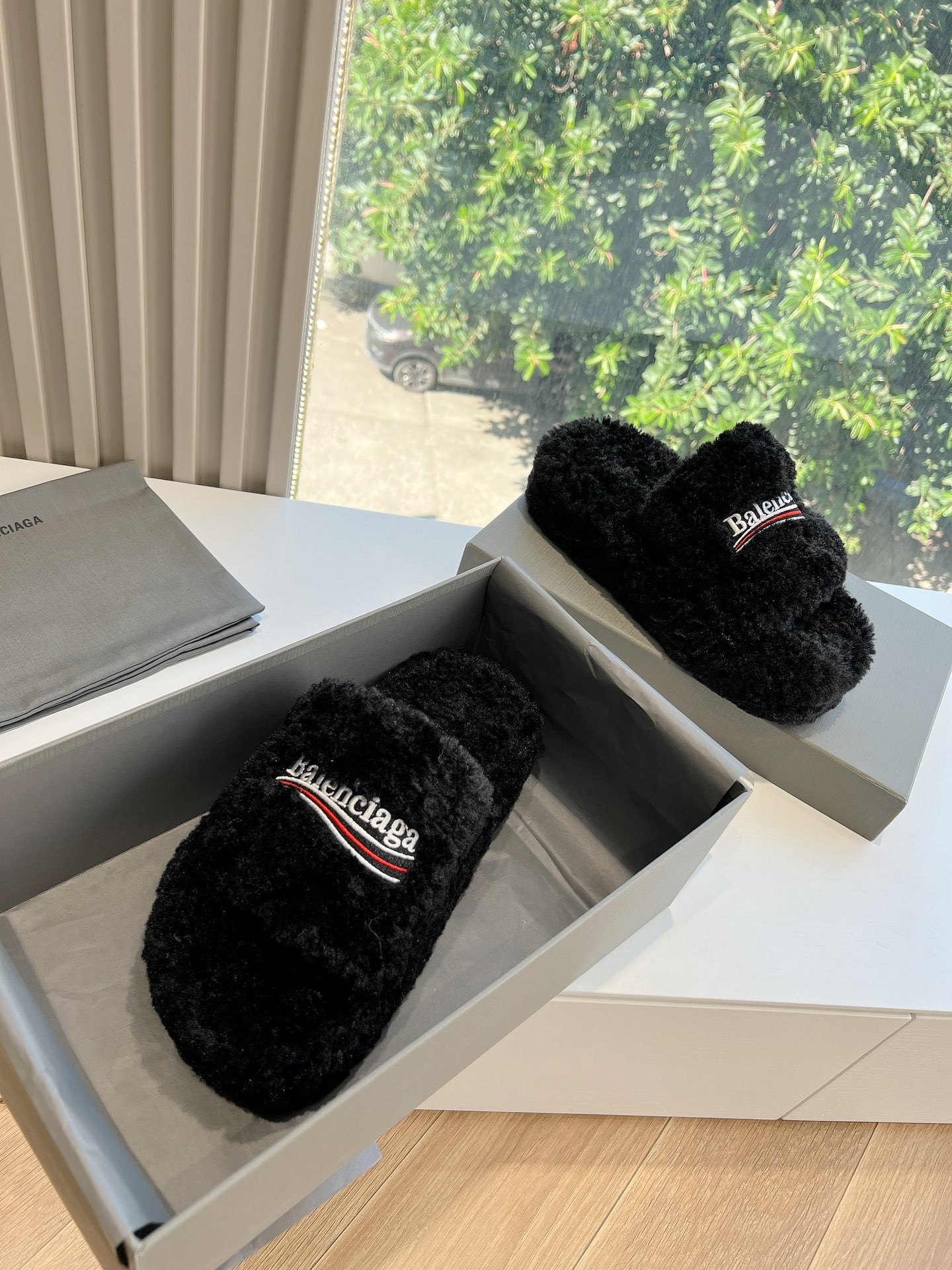 [Balenciaga Women