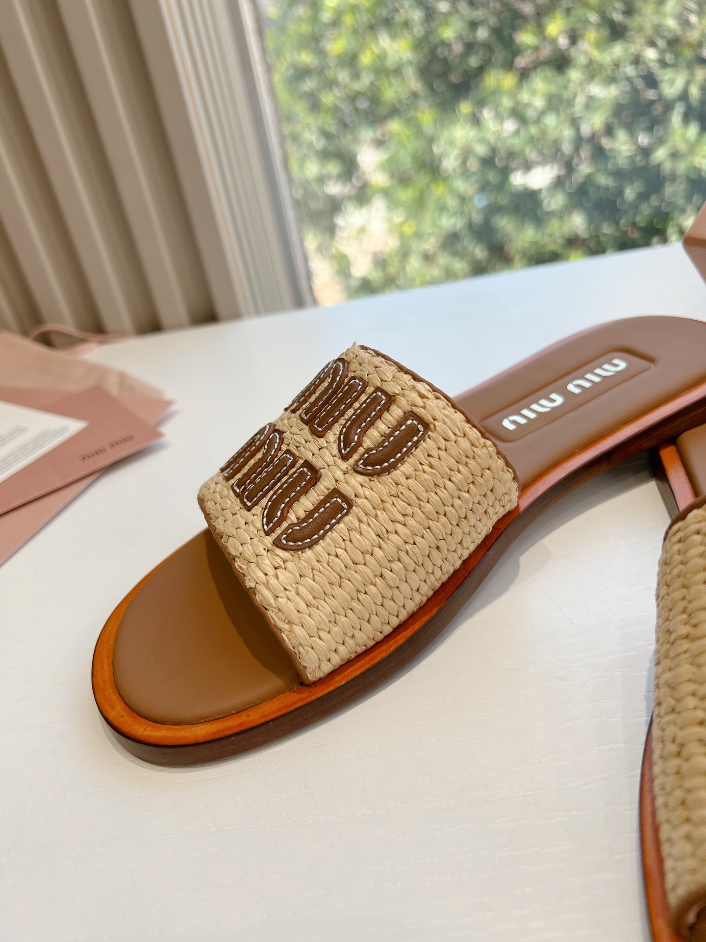 🌾G042独家上新Miu Miu2014平底编织字母平底拖Zp开发 原版拆卸 对版缪缪字母秒杀市面版本 