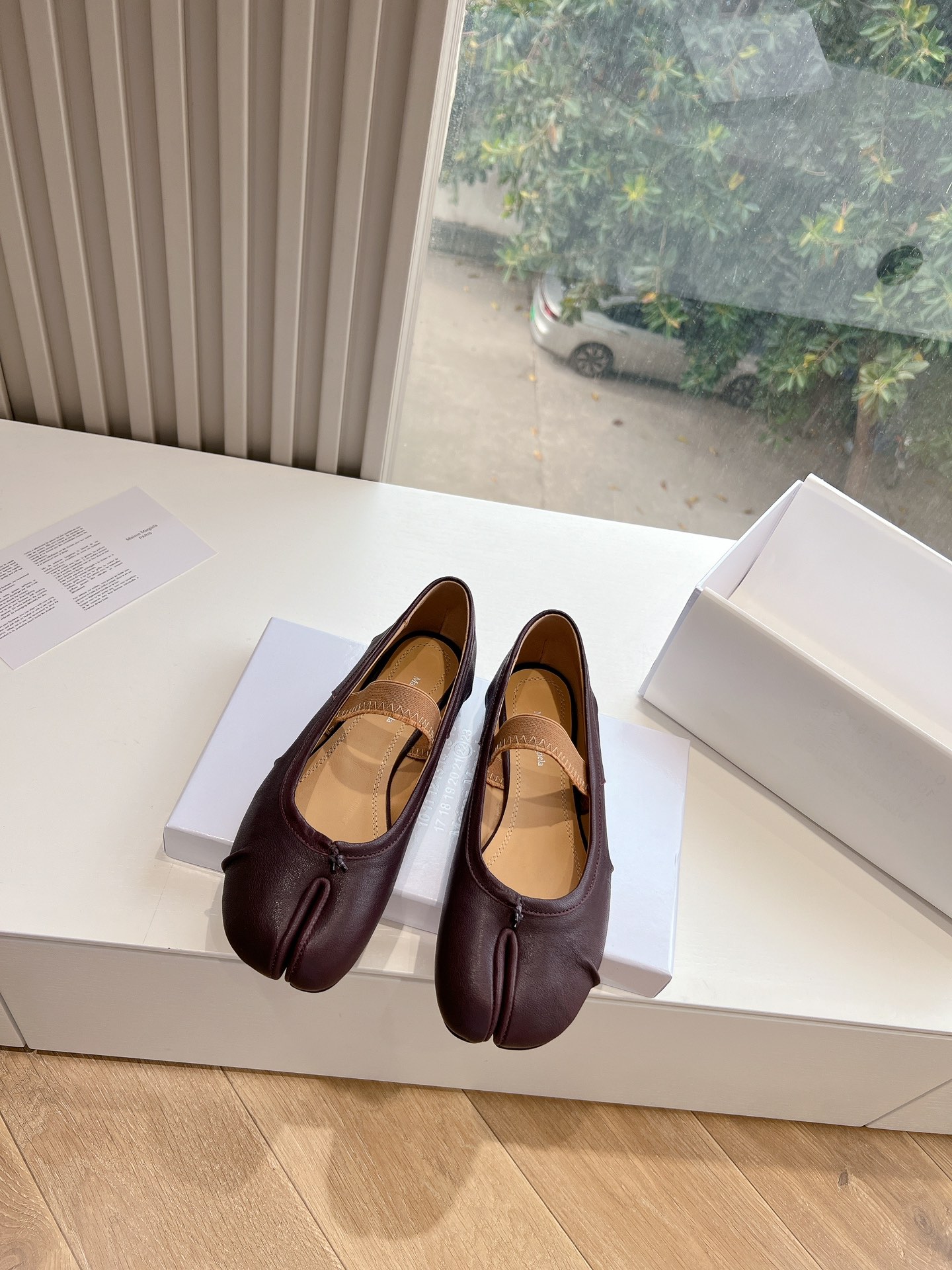 Maison Margiela 玛丽珍娃娃头芭蕾舞单鞋拖鞋