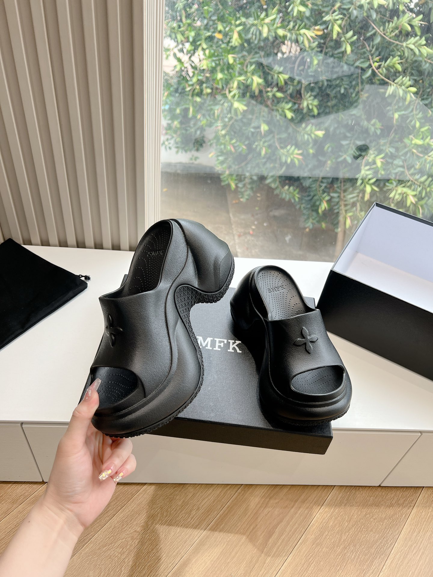 SMFK2024 Top Edition High-Slipper Shoe-Slipper Dealer with 9.5cm Soles, Sizes 35-39 - 图片 5