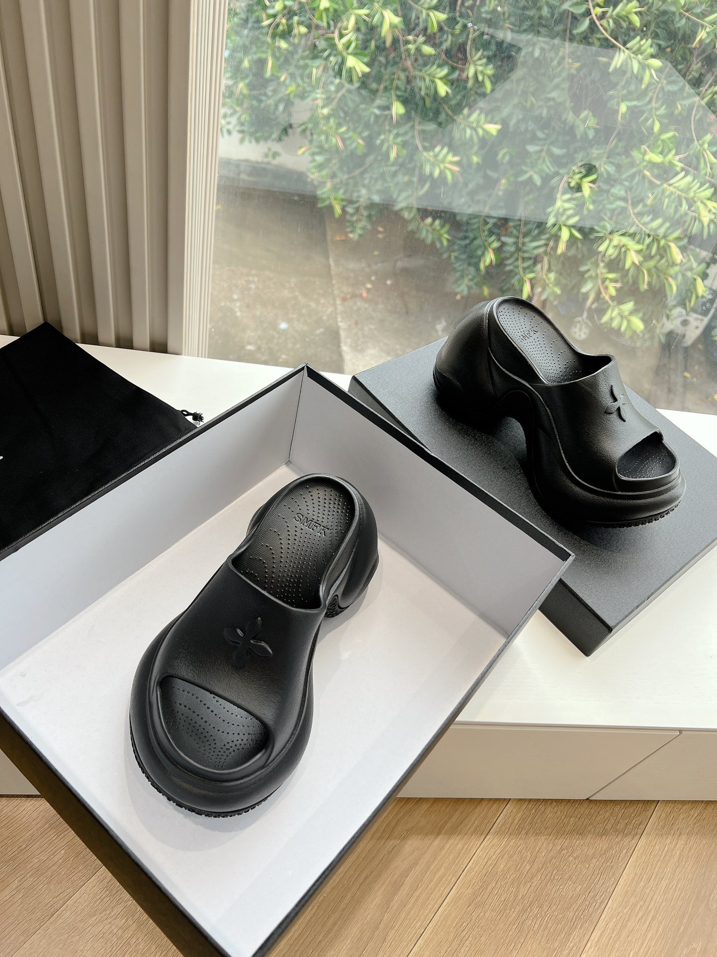 SMFK2024 Top Edition High-Slipper Shoe-Slipper Dealer with 9.5cm Soles, Sizes 35-39 - 图片 2