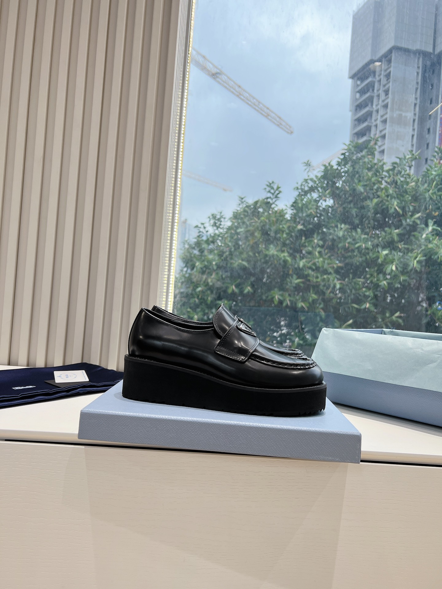 Prada Classic Luxury Leather Shoe Loafer Ref.94837377 6
