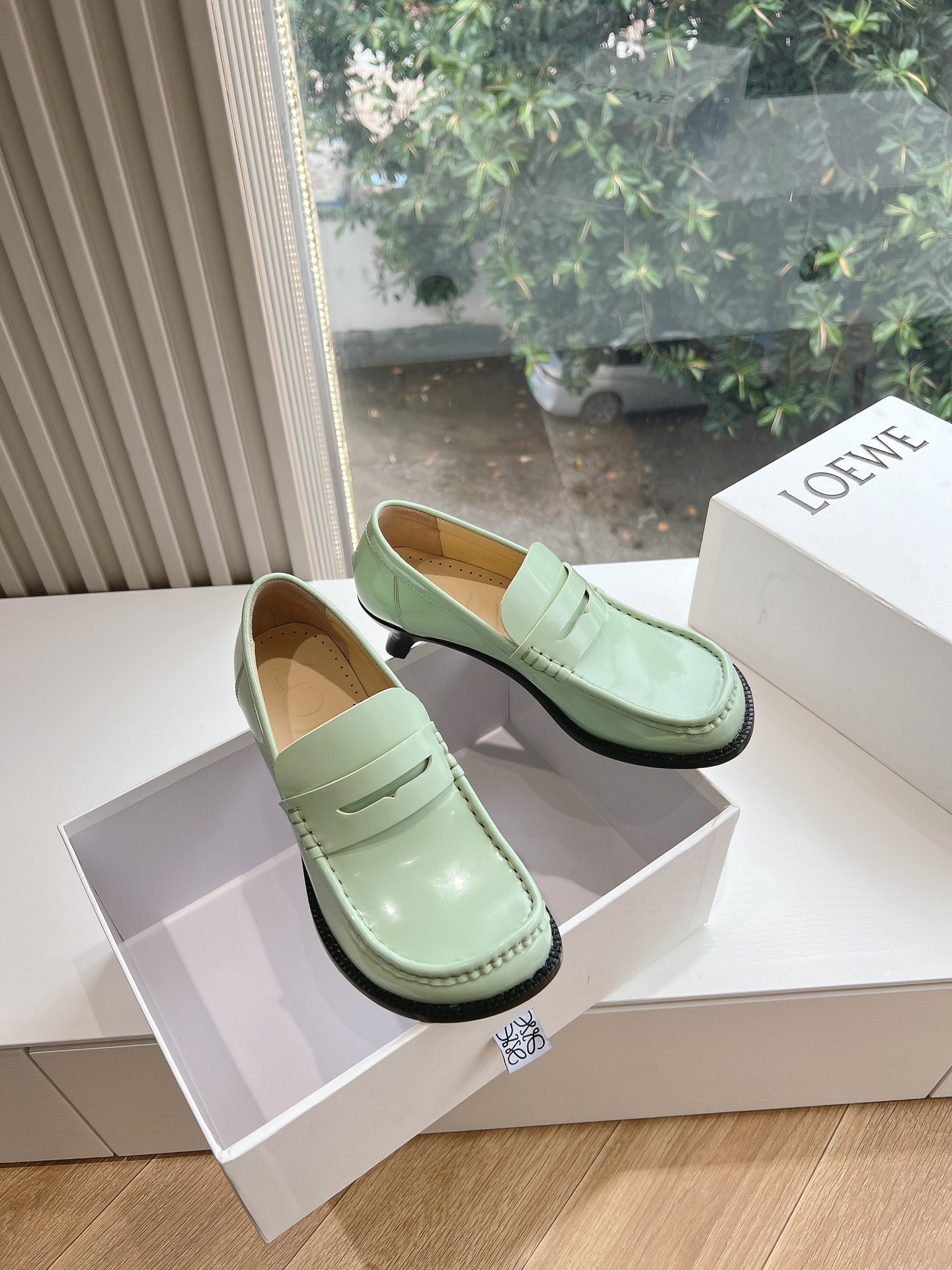 Loewe Loafers Mules Schuhe Echtleder Frühling/Sommer Kollektion Vintage