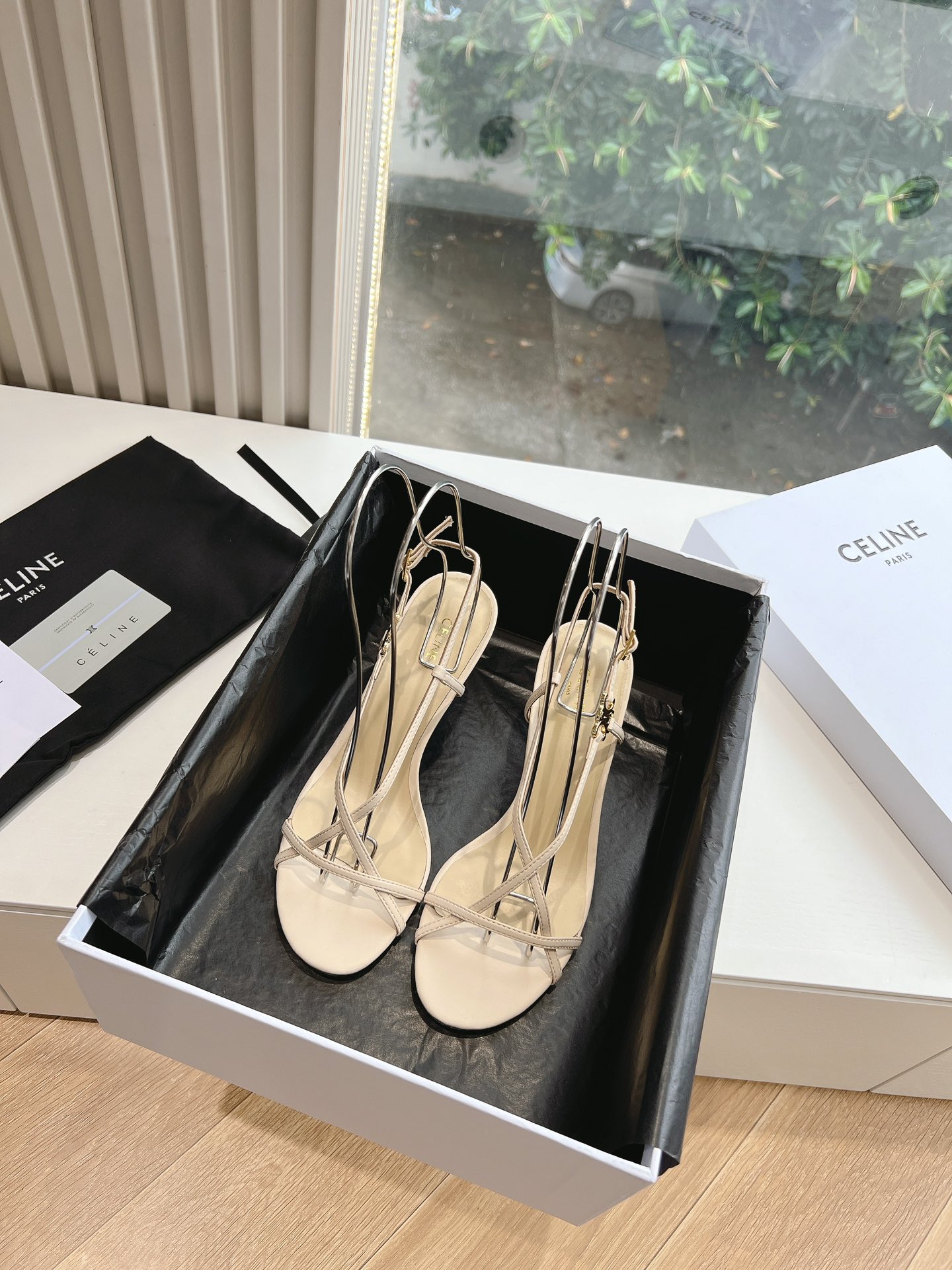 Celine 1: 1
 Schuhe Pumps Mit Hohem Absatz Sandalen Badelatschen Rindsleder Echtleder Frühling/Sommer Kollektion Vintage