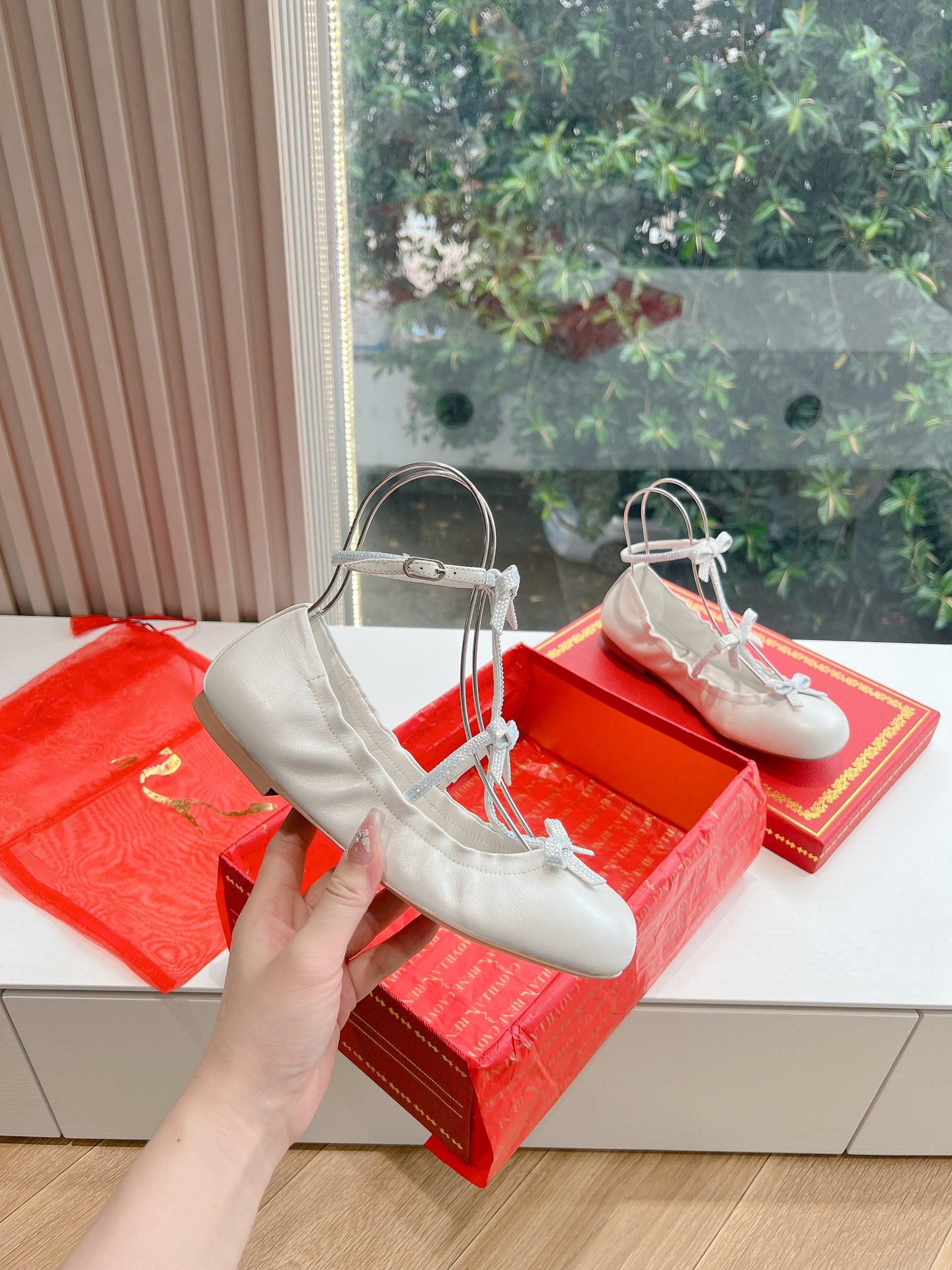 Italian Brand Ms. Rene Caovilla: Fairy Ballet Ballerina Shoes Overview - 图片 3