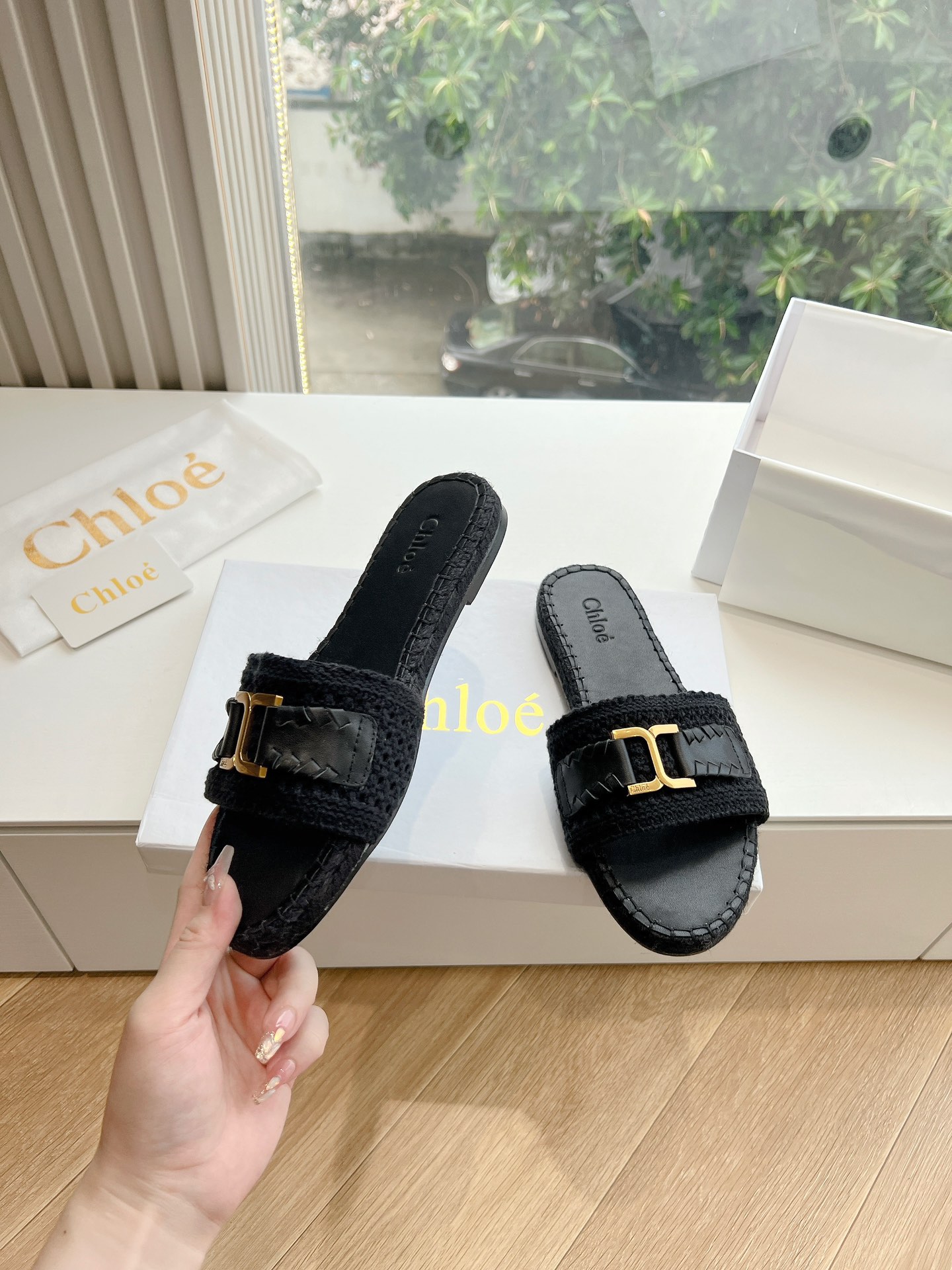 Chloe Weasel Slippers: Stylish Summer Footwear with High-Density Rubber Soles - 图片 5