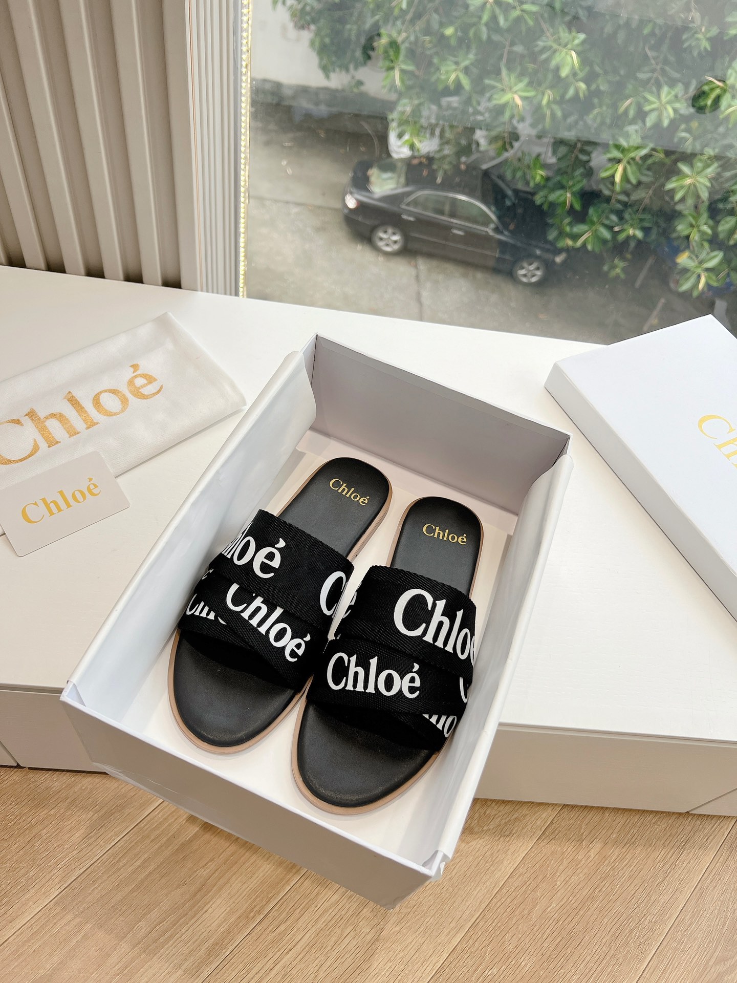 Chloe Caucasian Weaver Slippers for Stylish Summer Grace and Comfort - 图片 1