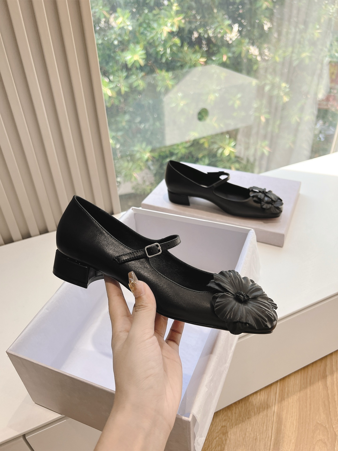 [Jimmy Choo Women