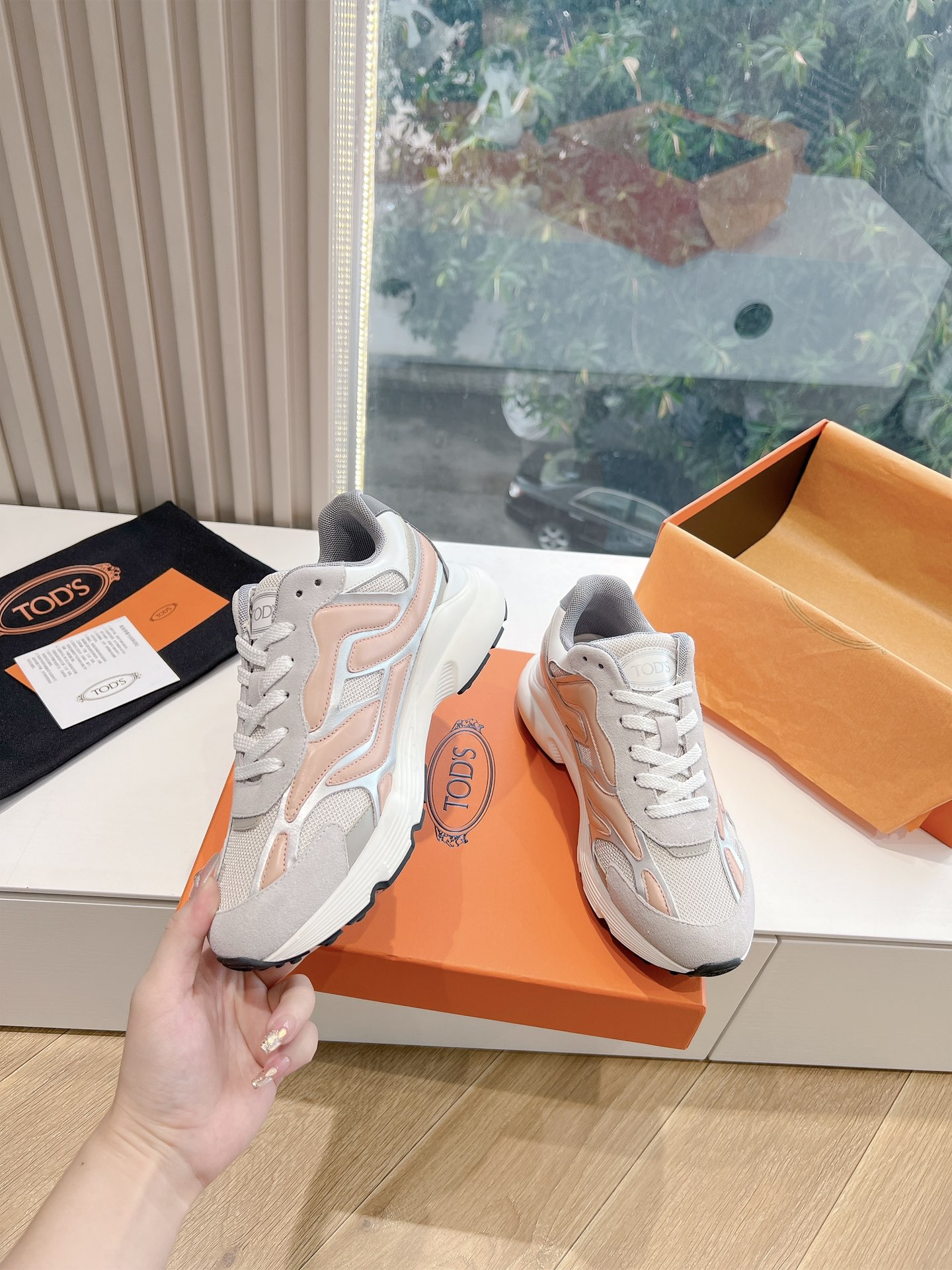 Tods G288 Version: Classic Plaquet Design, Comfortable Fit, Calfskin, Size 35-46. - 图片 5