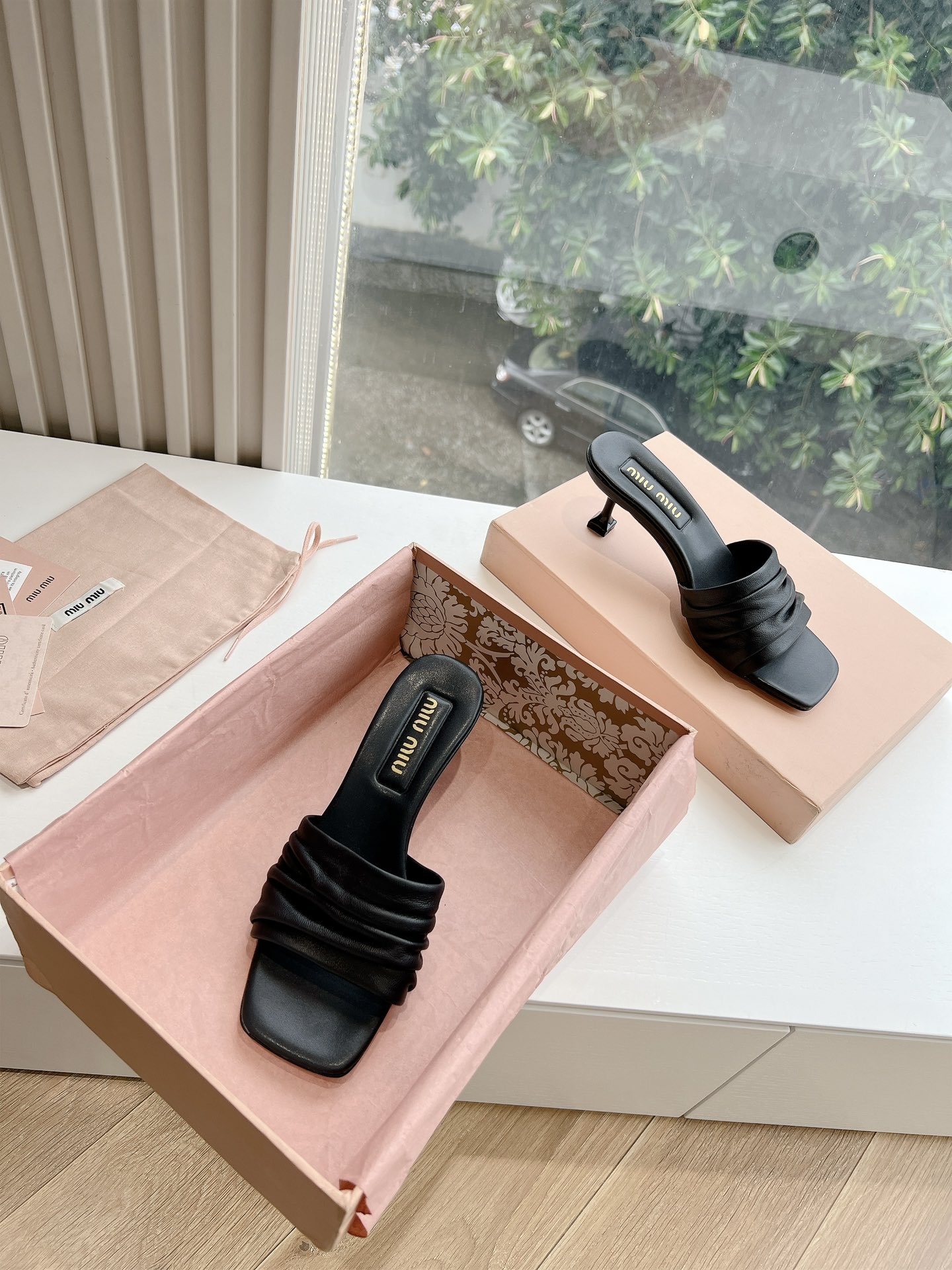 [Miu Miu Women