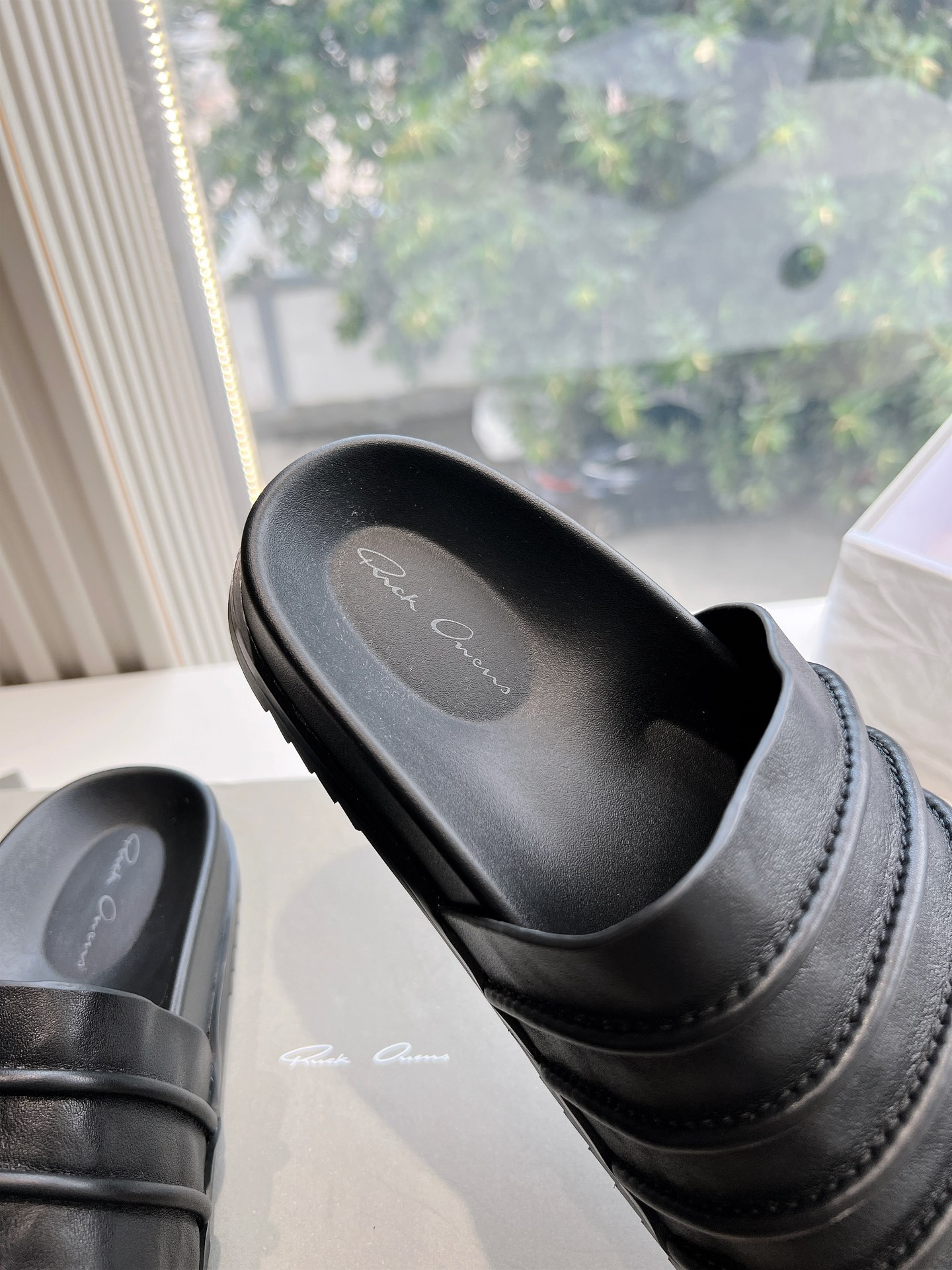Rick Owens OWENS 瑞克 欧文斯24秋冬情侣系列EDFU全粒面小牛皮 凉鞋拖鞋休闲鞋细带