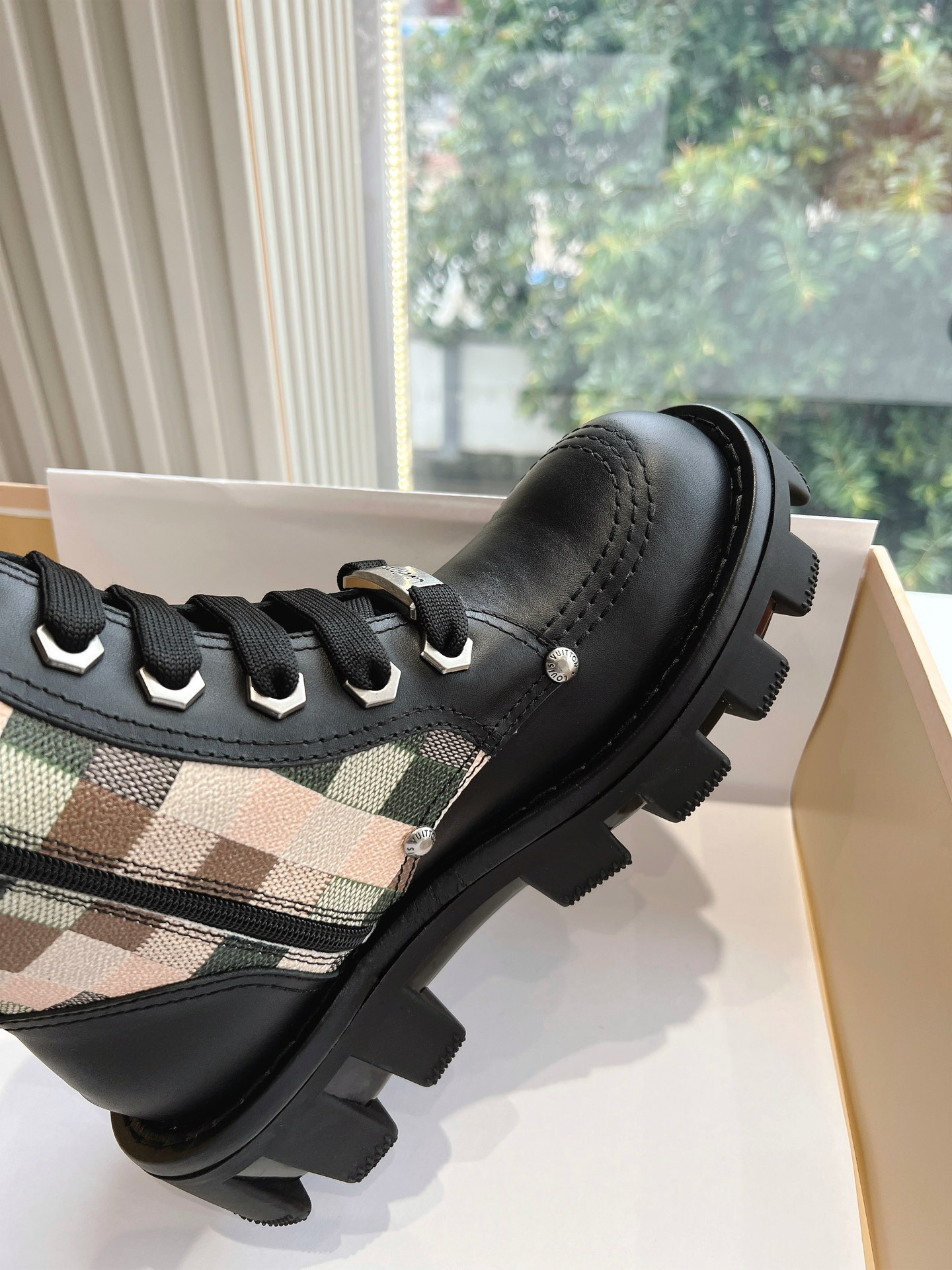 G199高版LV路易威登L家 驴牌 24ss 秋冬CHECKER系列 厚底 短靴 马丁靴 及踝 情侣款靴 8