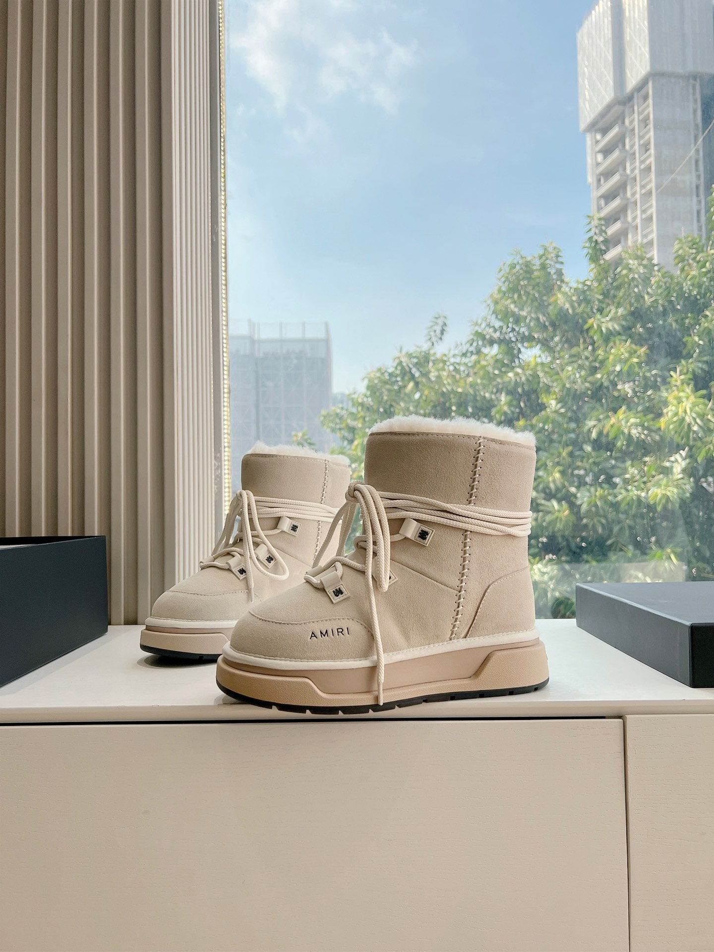 “Amiri 24 New Heavy Snow Boots: Top Version Review and Features” - 图片 2