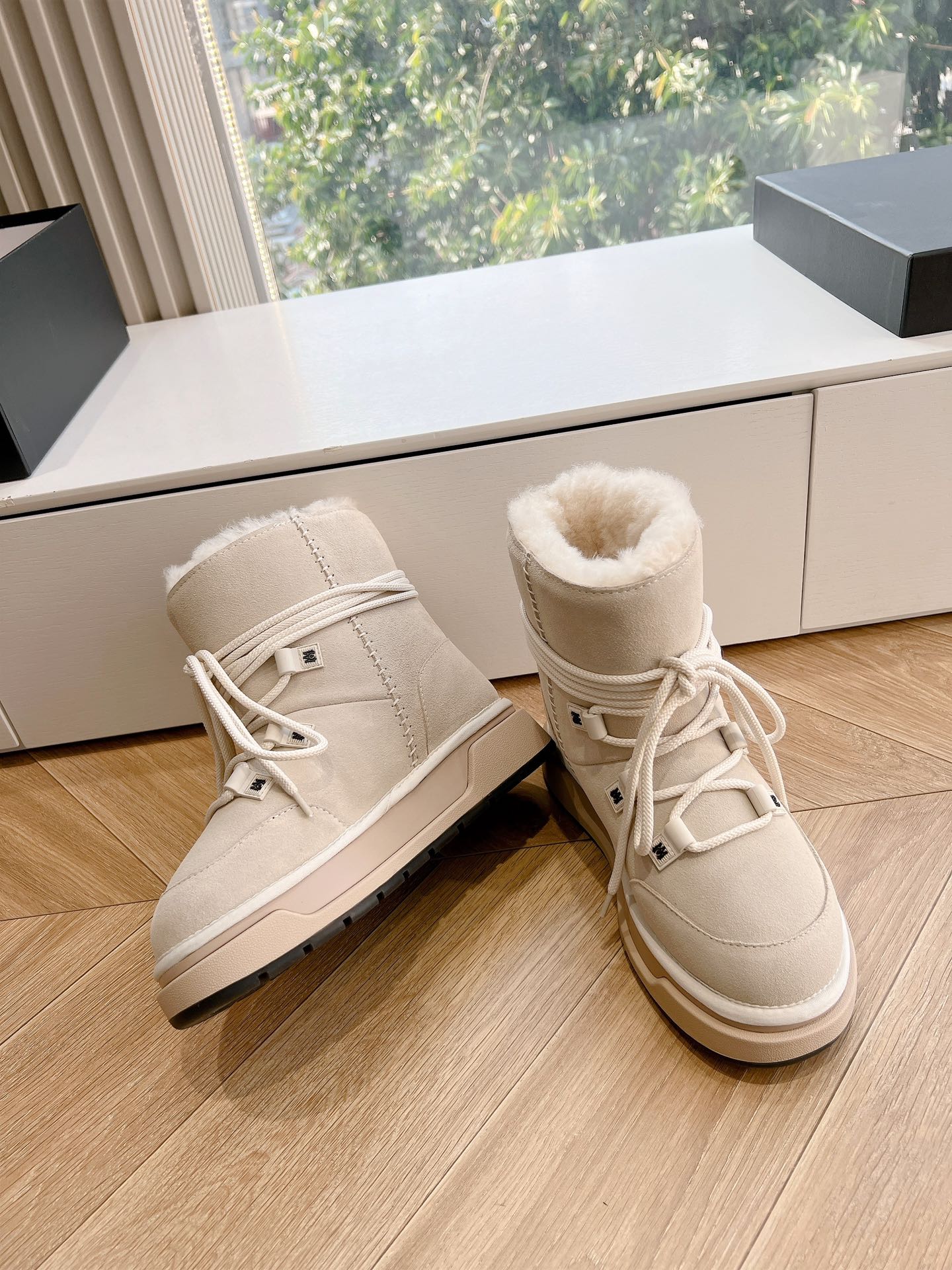 “Amiri 24 New Heavy Snow Boots: Top Version Review and Features” - 图片 5