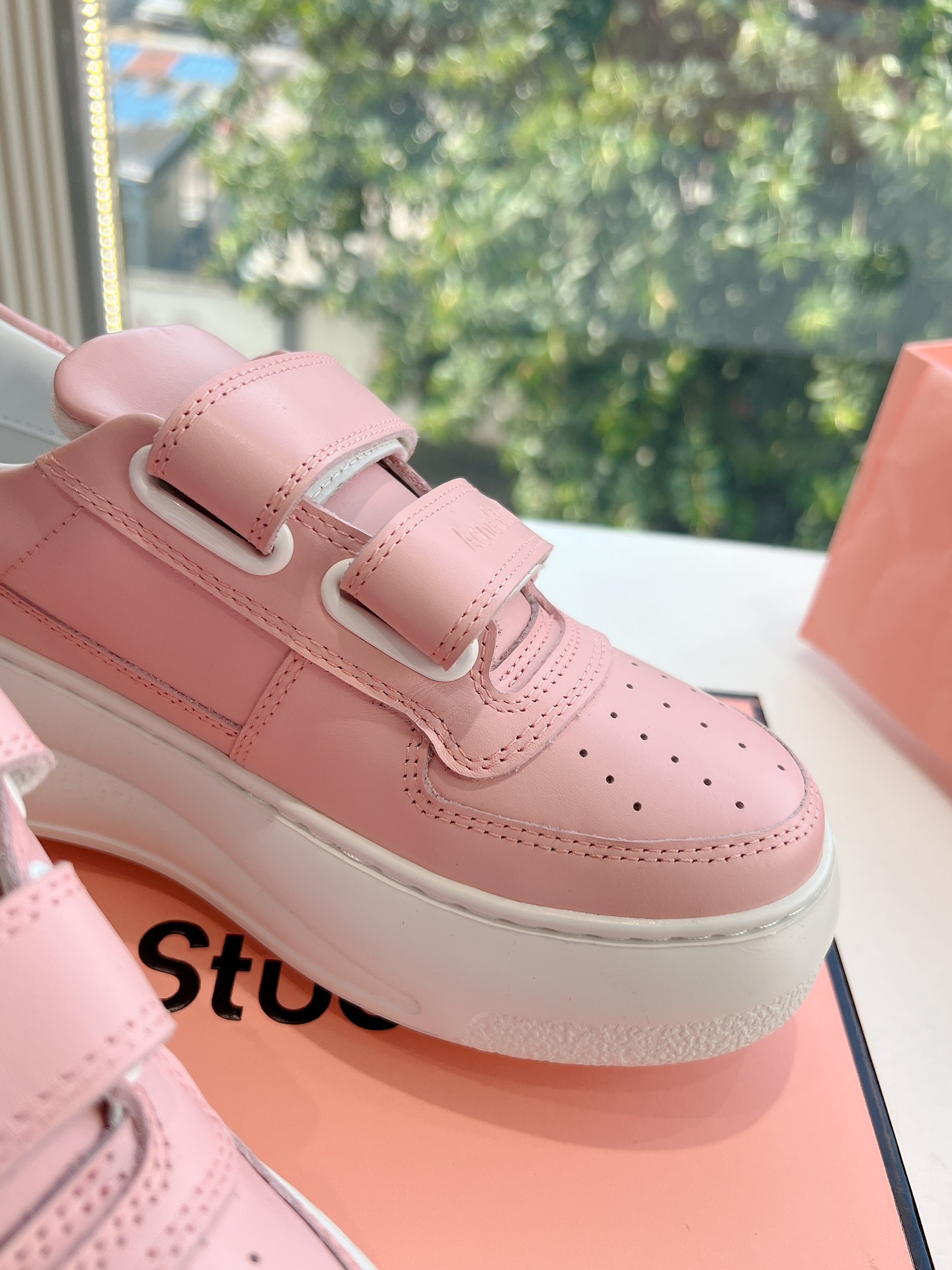 High-Quality Acne Studios Cattle Skin Shoes with Original Network Sole - 图片 8