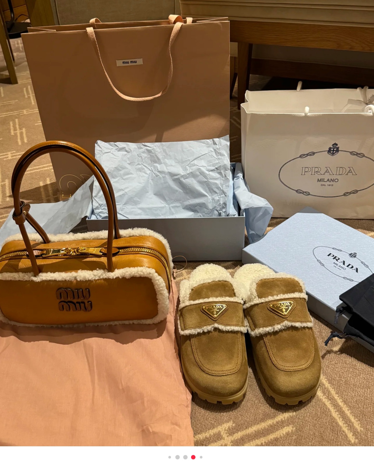 G036所见即所得代购级别市面最高版本 PRADA 普拉达2025秋冬新款△三角标一脚蹬羊毛鞋