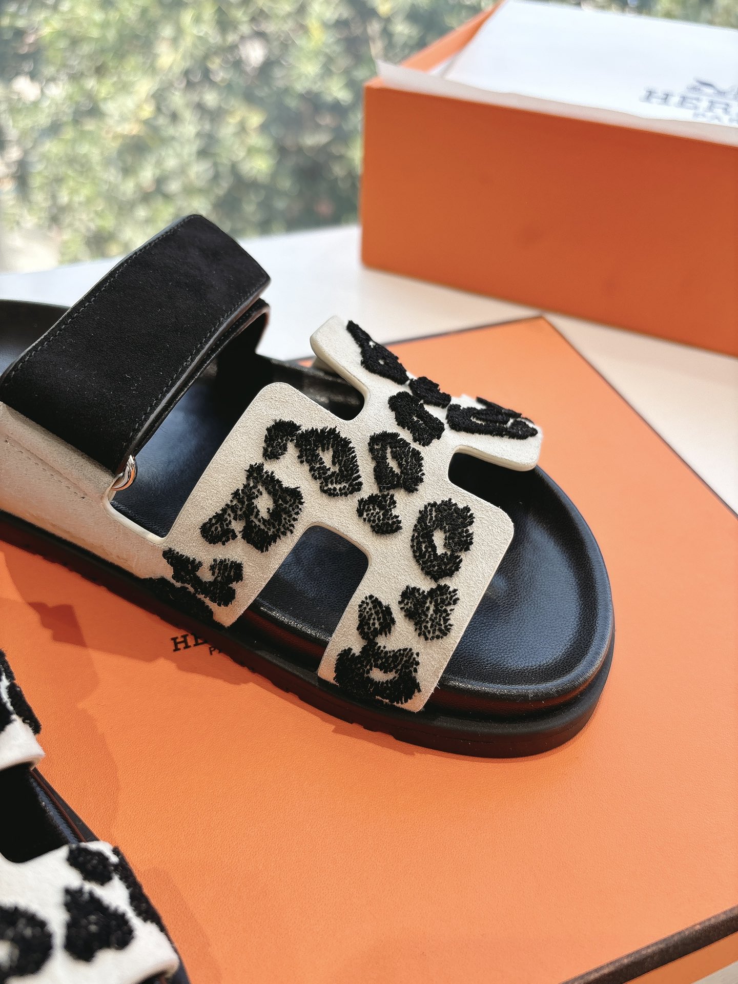 🌾男码➕110🌾G038代购级别所见即所得G033HERMES爱马仕| 2025 𝐬𝐬最新款大H扣人字扣