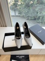 G288 top quality Saint Laurent / Saint Laurent Lee Metal Diamond Chain Pointed High Heels YSL Sister’s beautiful beauty high heels are the same style of Saint Laurent Rose, which is very good for modifying the foot shape. The luxury metal chain has been SLP in the past few years. I understand women more and more, and I am running towards the embarrassing design impression of the waterproof platform model ysl beautiful high heels upper: silk sole: leather outsole heel height: about 11cm Size: 35-42 (40-42 customization without return or replacement) 1 G288 top quality Saint Laurent / Saint Laurent Lee Metal Diamond Chain Pointed High Heels YSL Sister’s beautiful beauty high heels are the same style of Saint Laurent Rose, which is very good for modifying the foot shape. The luxury metal chain has been SLP in the past few years. I understand women more and more, and I am running towards the embarrassing design impression of the waterproof platform model ysl beautiful high heels upper: silk sole: leather outsole heel height: about 11cm Size: 35-42 (40-42 customization without return or replacement)