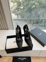 G288 top quality Saint Laurent / Saint Laurent Lee Metal Diamond Chain Pointed High Heels YSL Sister’s beautiful beauty high heels are the same style of Saint Laurent Rose, which is very good for modifying the foot shape. The luxury metal chain has been SLP in the past few years. I understand women more and more, and I am running towards the embarrassing design impression of the waterproof platform model ysl beautiful high heels upper: silk sole: leather outsole heel height: about 11cm Size: 35-42 (40-42 customization without return or replacement) 1 G288 top quality Saint Laurent / Saint Laurent Lee Metal Diamond Chain Pointed High Heels YSL Sister’s beautiful beauty high heels are the same style of Saint Laurent Rose, which is very good for modifying the foot shape. The luxury metal chain has been SLP in the past few years. I understand women more and more, and I am running towards the embarrassing design impression of the waterproof platform model ysl beautiful high heels upper: silk sole: leather outsole heel height: about 11cm Size: 35-42 (40-42 customization without return or replacement)