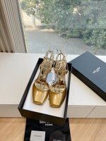 G288 top quality Saint Laurent / Saint Laurent slim heels fish mouth sandals Lee metal diamond chain pointed toe high heels YSL sister's beautiful beauty high heels are also the same style of Saint Laurent Rose, which is very good for modifying the foot shape, luxurious metal chain In the past few years, SLP is getting more and more understanding of women in high heels. She has turned to the embarrassing design impression of the waterproof platform model. YSL beautiful high heels upper: open-edge bead sole: genuine leather outsole heel height: about 11cm Size: 35-42 (40 -42 Customized without return or replacement) 1 G288 top quality Saint Laurent / Saint Laurent slim heels fish mouth sandals Lee metal diamond chain pointed toe high heels YSL sister’s beautiful beauty high heels are also the same style of Saint Laurent Rose, which is very good for modifying the foot shape, luxurious metal chain In the past few years, SLP is getting more and more understanding of women in high heels. She has turned to the embarrassing design impression of the waterproof platform model. YSL beautiful high heels upper: open-edge bead sole: genuine leather outsole heel height: about 11cm Size: 35-42 (40 -42 Customized without return or replacement)