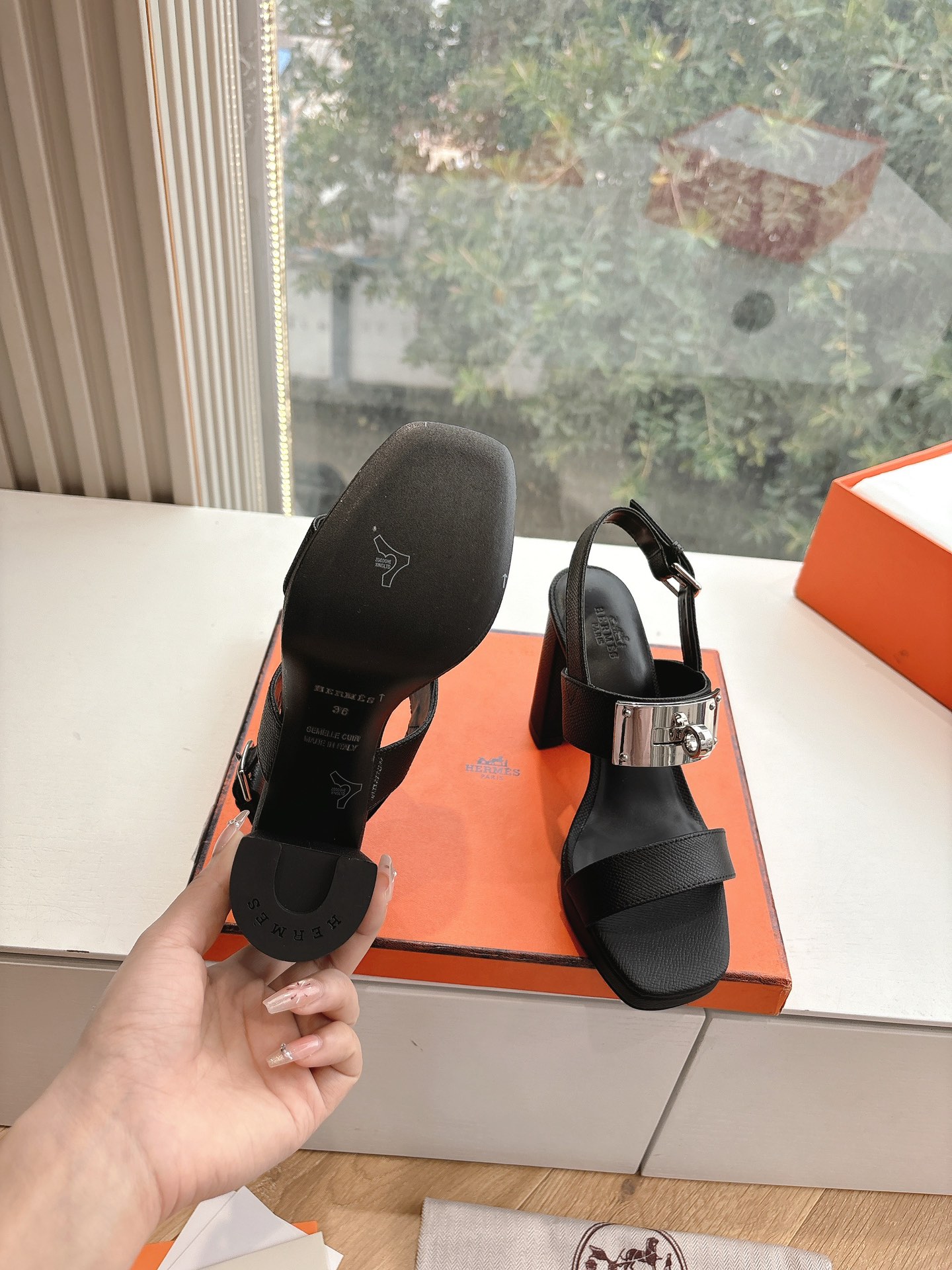 🌾所见即所得G038代购级别所见即所HERMES爱马仕| 2026 𝐬𝐬最新款大H厚底凉鞋经典款踩云脚感