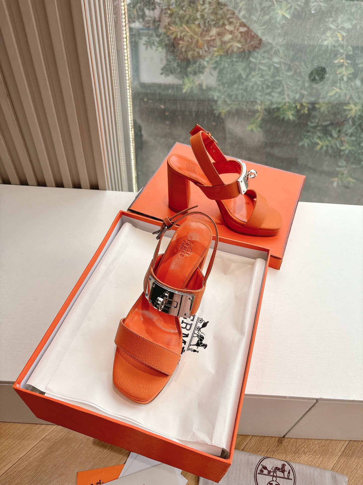 🌾所见即所得G038代购级别所见即所HERMES爱马仕| 2026 𝐬𝐬最新款大H厚底凉鞋经典款踩云脚感