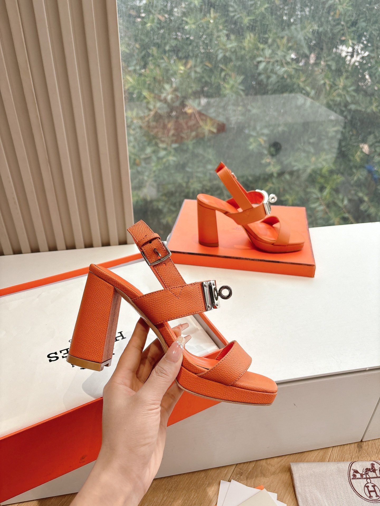 🌾所见即所得G038代购级别所见即所HERMES爱马仕| 2026 𝐬𝐬最新款大H厚底凉鞋经典款踩云脚感